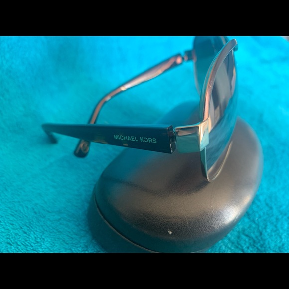 Michael Kors Women’s Sunglasses, Brown (with case) - Picture 6 of 12